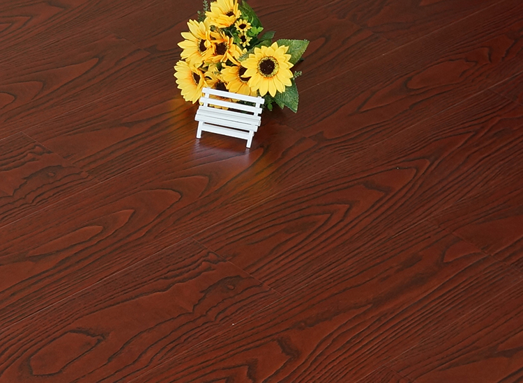 F813